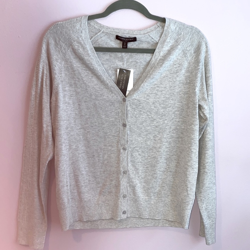 NWT Banana Republic oatmeal cardigan size medium